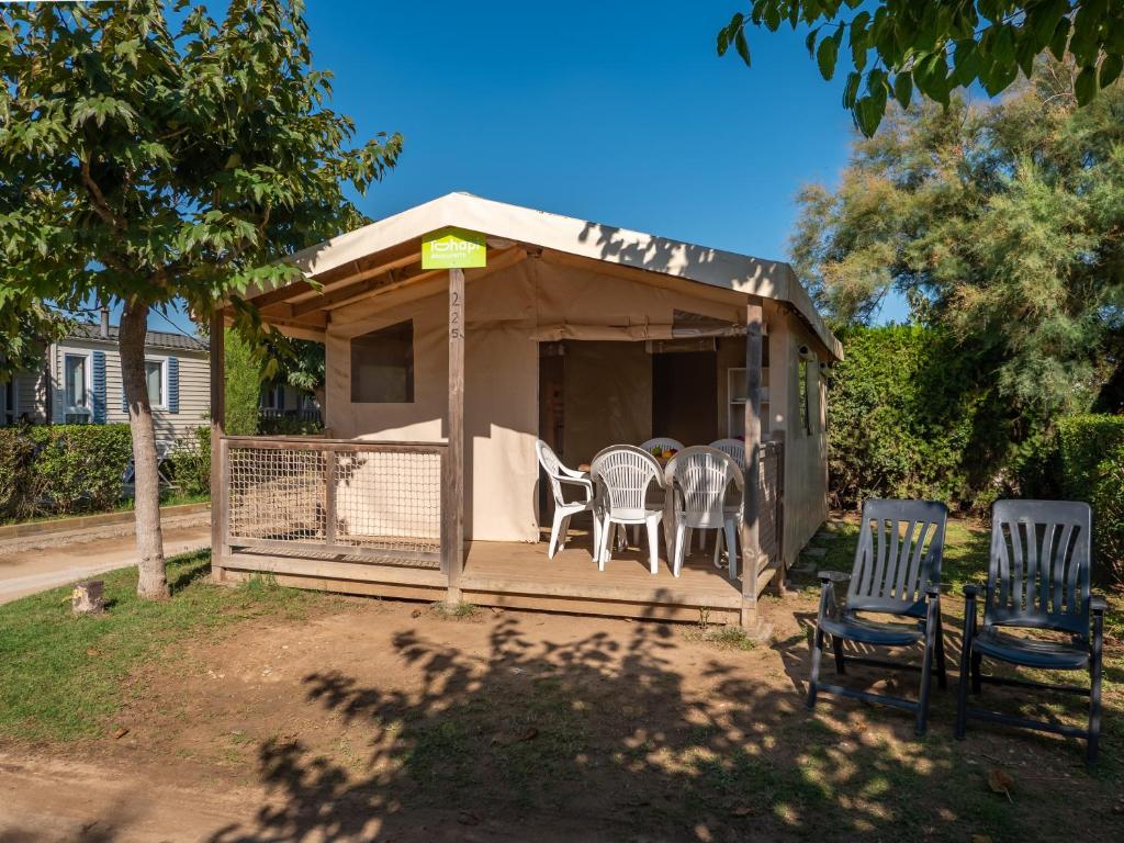 Vacanceselect Mobil Homes Camping Castell Mar, Empuriabrava ...