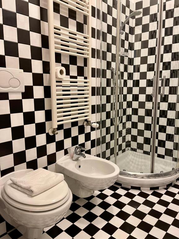 Easy Milano - Rooms and Apartments Navigli - Resim 41