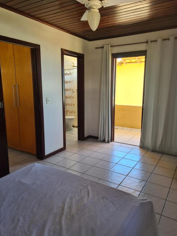  Barra mar pé na areia