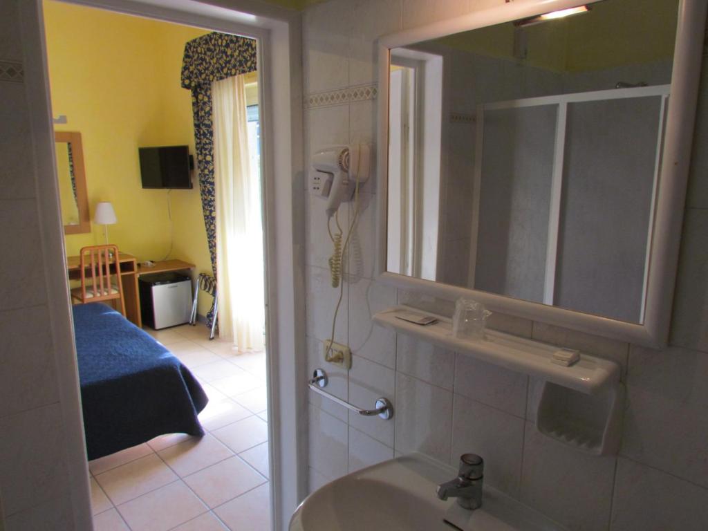 Koupelna v ubytování Hotel Villa Colombo