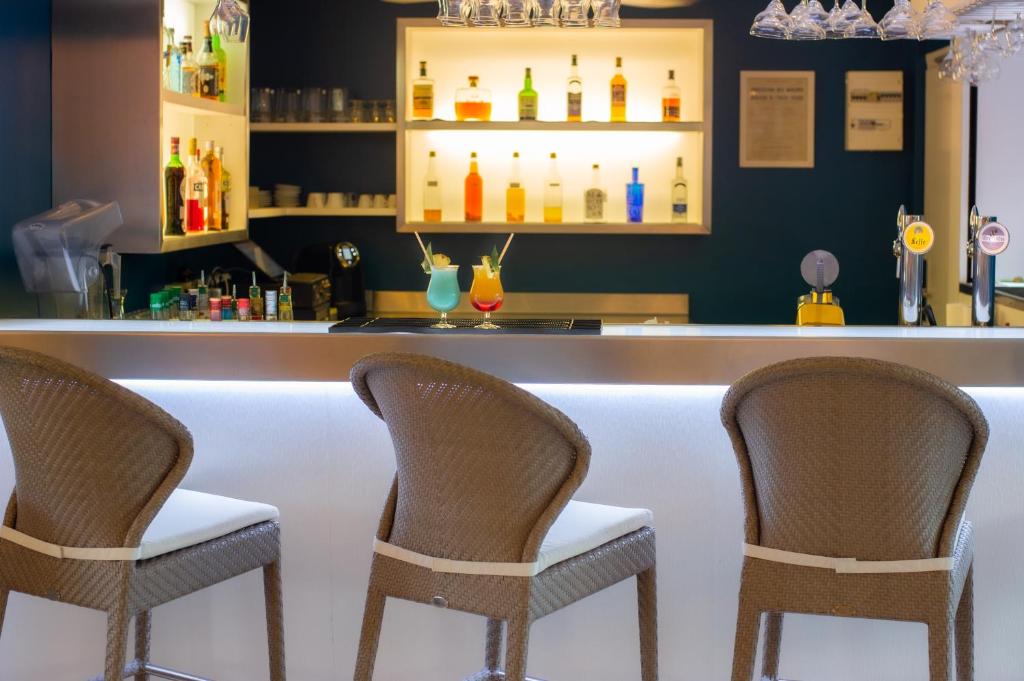 Salone o bar di La Pagerie - Tropical Garden Hotel