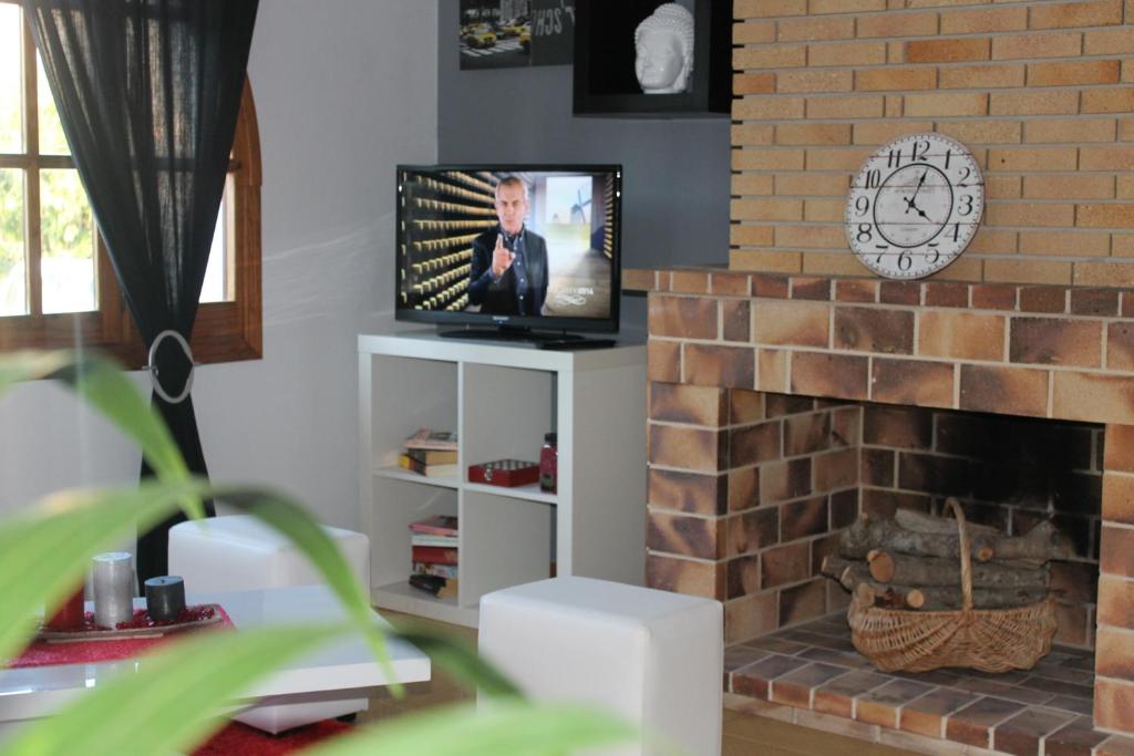 TV a/nebo společenská místnost v ubytování GLORIA apartament NEAR THE BEACH