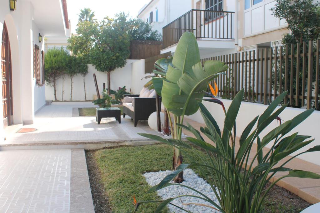 Zahrada ubytování GLORIA apartament NEAR THE BEACH