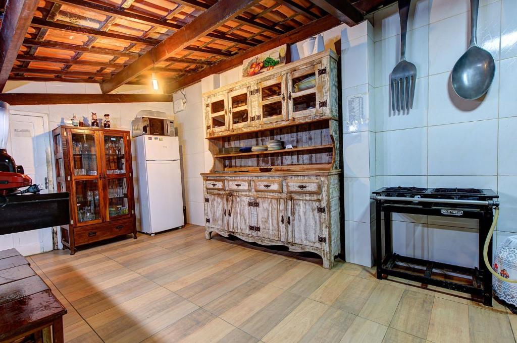  Casa amarela em Porto das Dunas by Carpediem