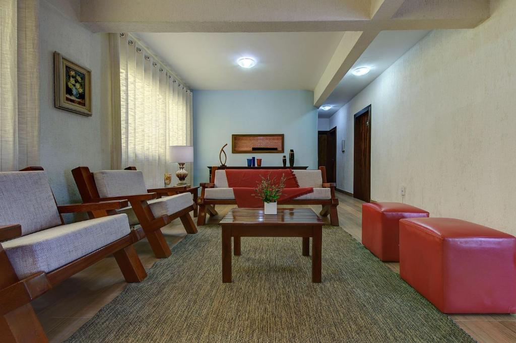  Casa amarela em Porto das Dunas by Carpediem