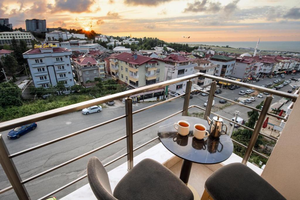 White House Hotel - Doppelzimmer Mit Balkon Und Panorama -Meerblick
