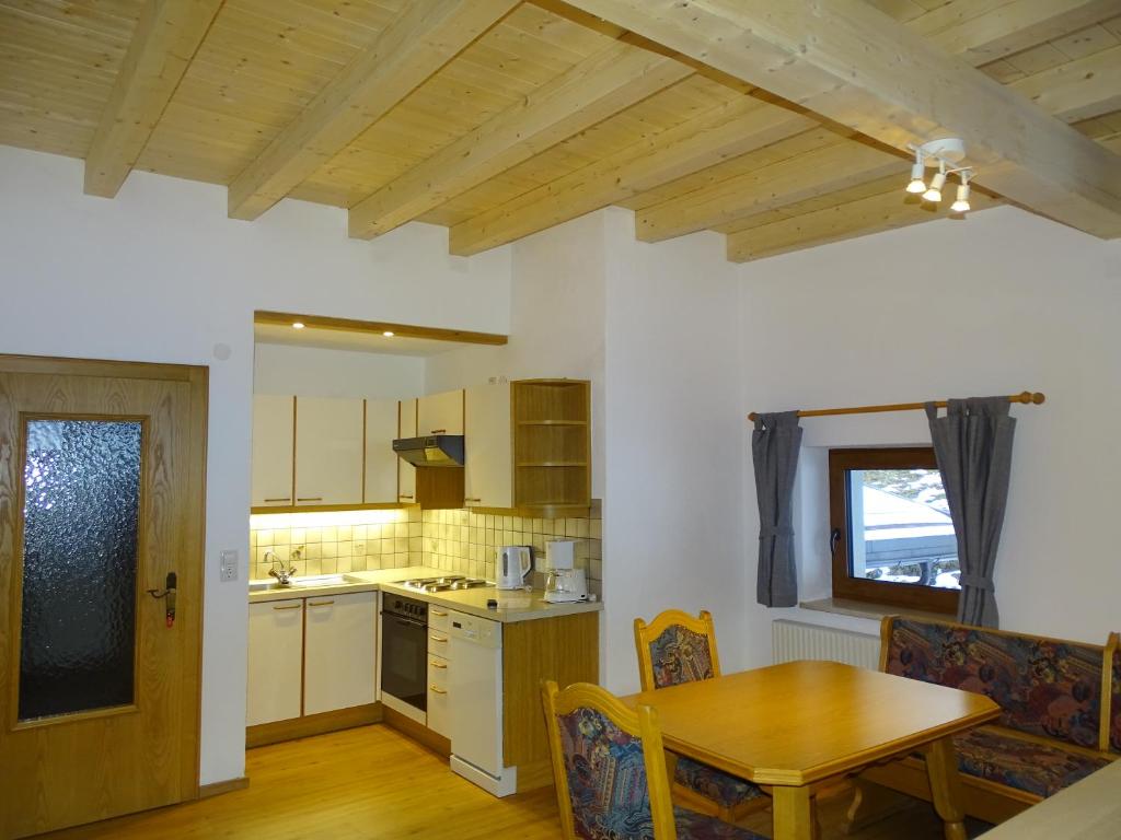 Kuchyň nebo kuchyňský kout v ubytování Haus Anita