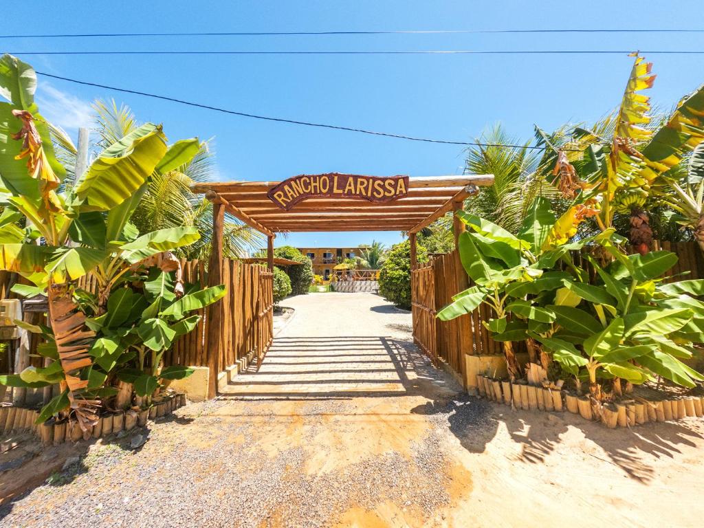  Apartamento 4 em rancho na Praia de Imbassaí BA