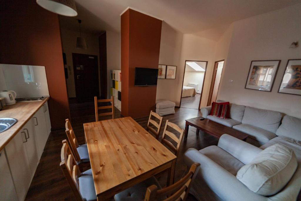 Kuchyňa alebo kuchynka v ubytovaní Lounge Apartments