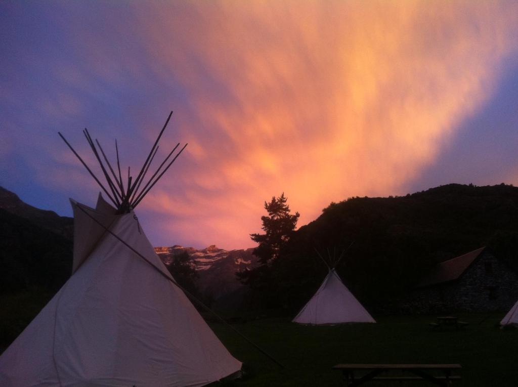 Loodusmaastik of the luxury tent lähedal