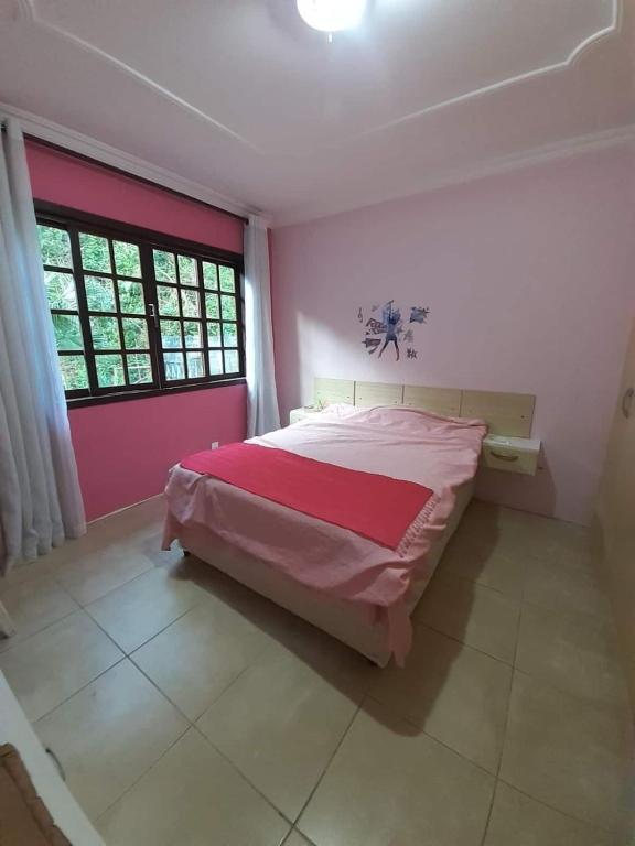  CASA NA SERRA COM LAZER E TRANQUILIDADE