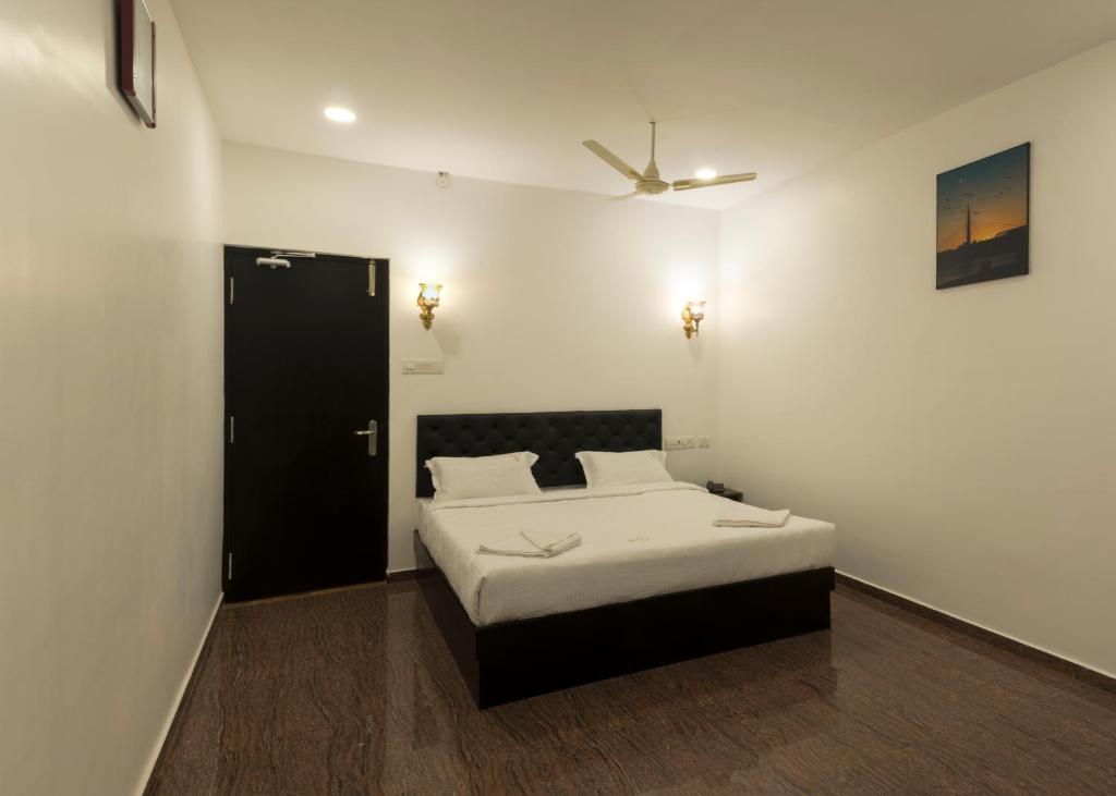 Postel nebo postele na pokoji v ubytování COSY CHAMBRE