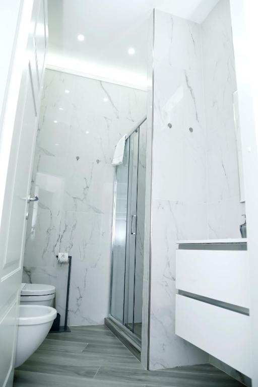 Duomo Platinum Apartments - 14