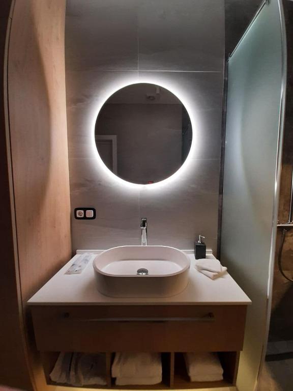 Koupelna v ubytování ONOVO Dendra Hotel