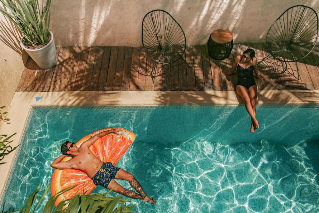 Bazén v ubytování Hotel Sur Bacalar nebo v jeho okolí
