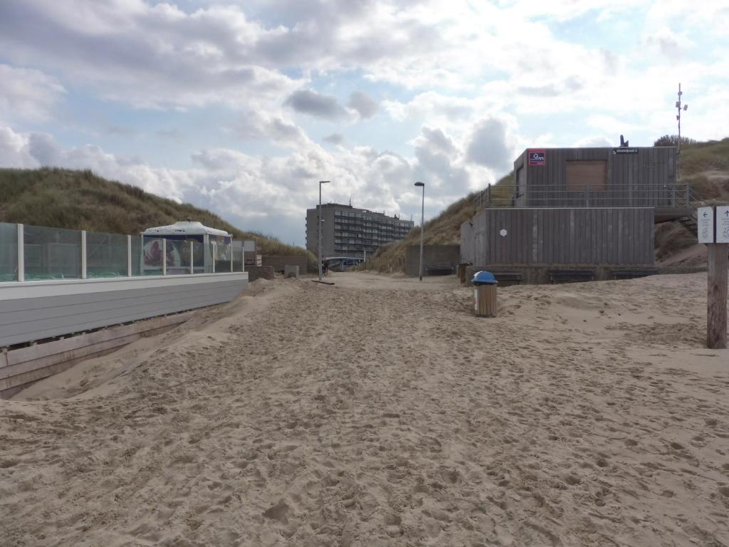 Fotografie z fotogalerie ubytování Studio with sea view and panoramic view in Bredene v destinaci Bredene