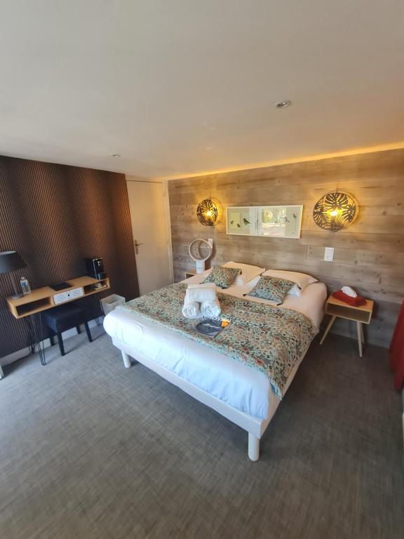 Hôtel Le Sens - Double Room With Terrace