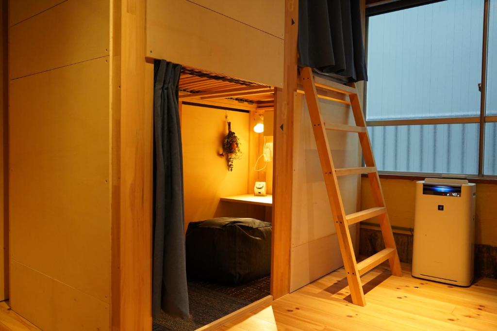 Konyamachi Guest House Kuku - Mixed Dormitory Room
