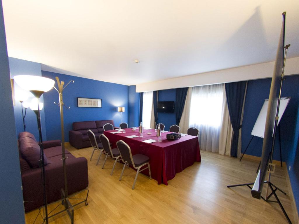 Posezení v ubytování Catania International Airport Hotel