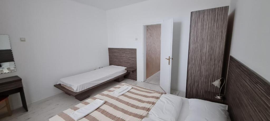 Stars Palić - Apartment With Pool View