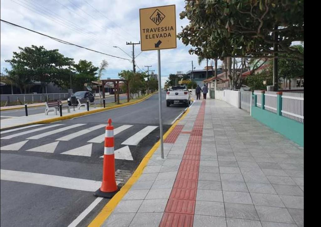  Residencial Hannah - Casa 6 - Porto Belo SC - Bairro Perequê