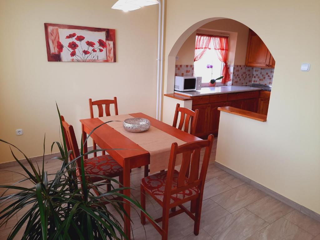 Fotografie z fotogalerie ubytování Apartmanház King v destinaci Hévíz