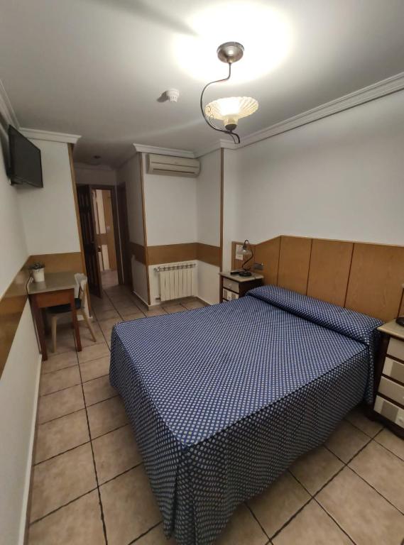 Hostal Maria Ronda - 16