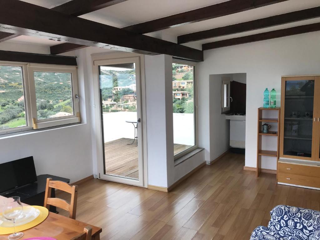 Fotografia z galérie ubytovania Holiday Homes v destinácii Porto San Paolo