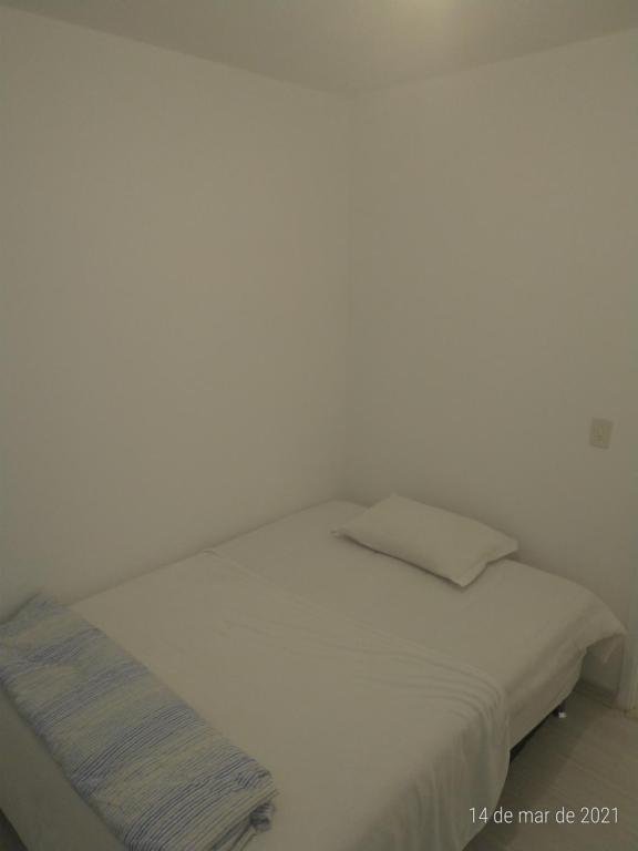  AP 2 dormitórios NOVO em Montenegro edif Malta 302