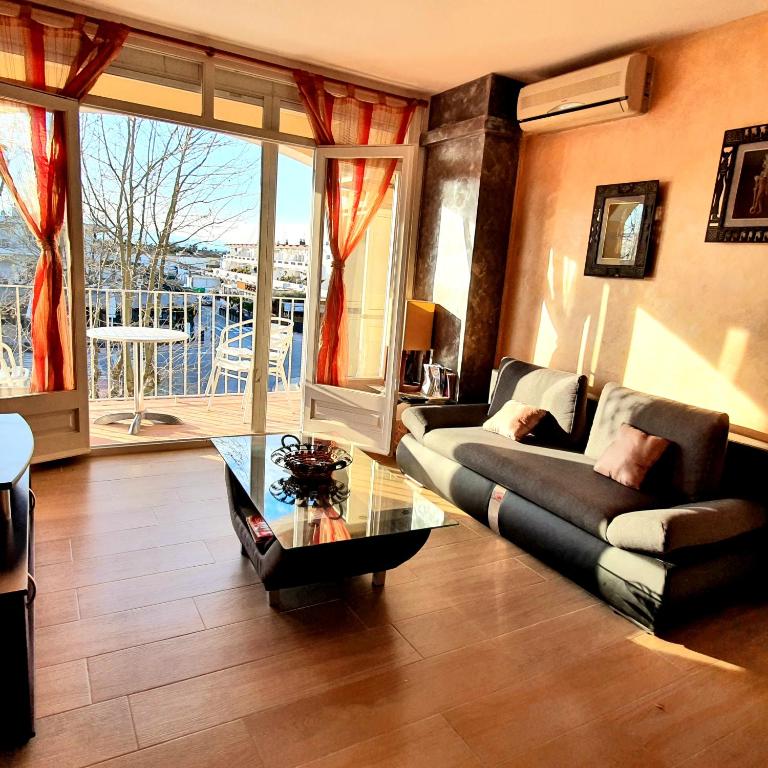 Leroy Apartment, Empuriabrava Aktualisierte Preise für 2024