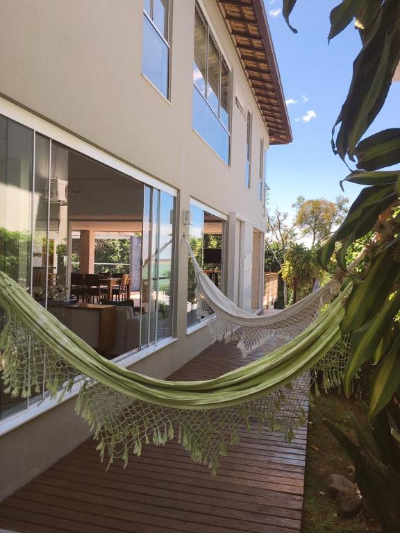  Linda casa com vista para o mar em condomínio fechado