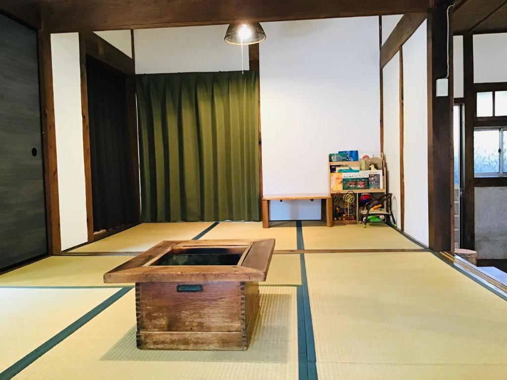 Fotografie z fotogalerie ubytování 古民家宿　寝つきいいキツネ v destinaci Šimanto