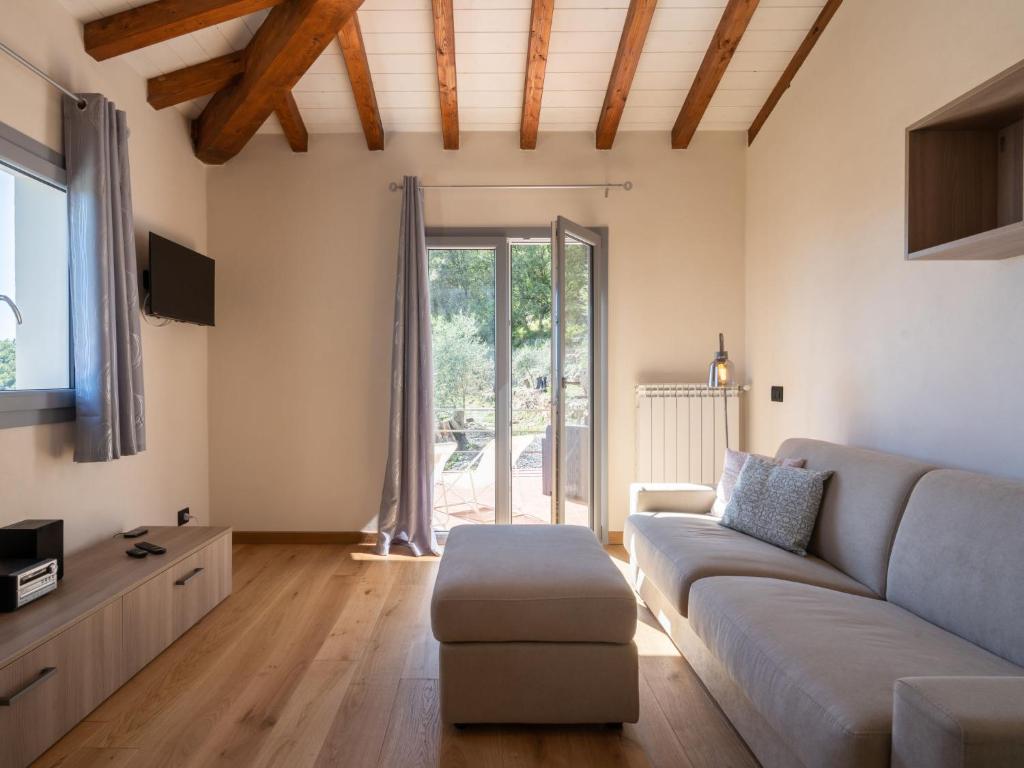 Televízia a/alebo spoločenská miestnosť v ubytovaní Holiday Home Bellaria - VLO190 by Interhome