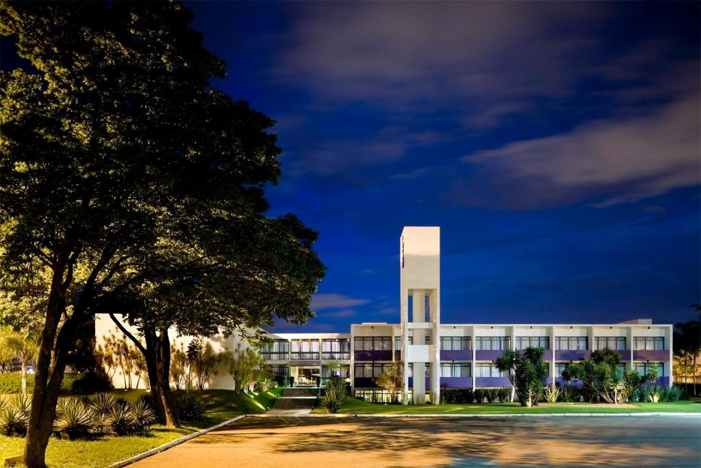 Sia Park Executive Hotel