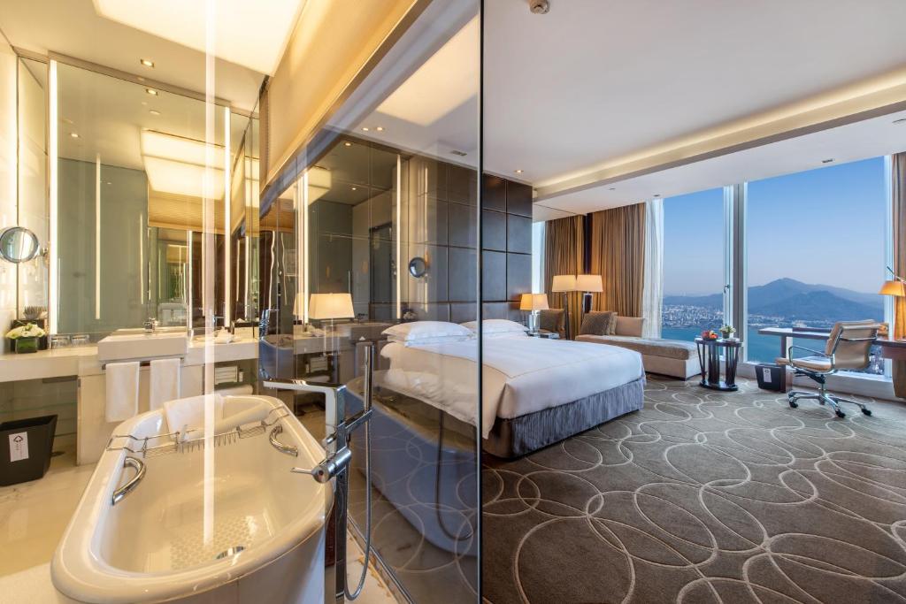 InterContinental Nanjing, an IHG Hotel - Klassischer King Room Mit Lake View
