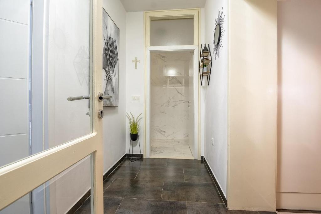 Francesca Luxury Apartment - 16