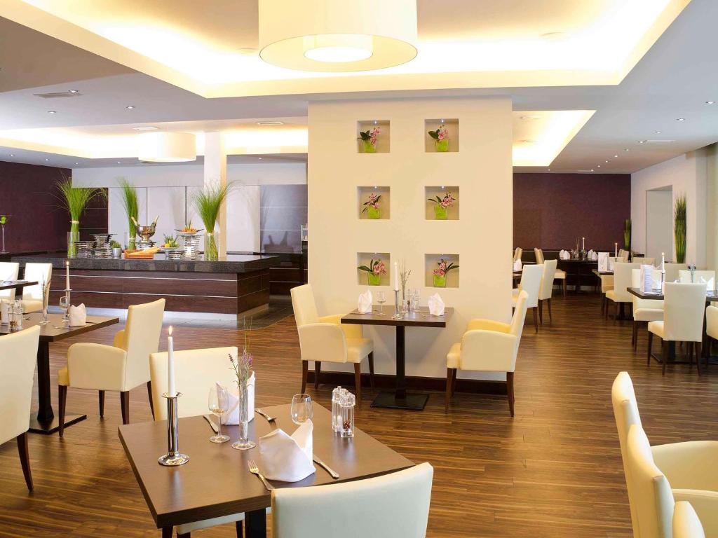 Restaurace v ubytování Mercure Hotel Lüdenscheid