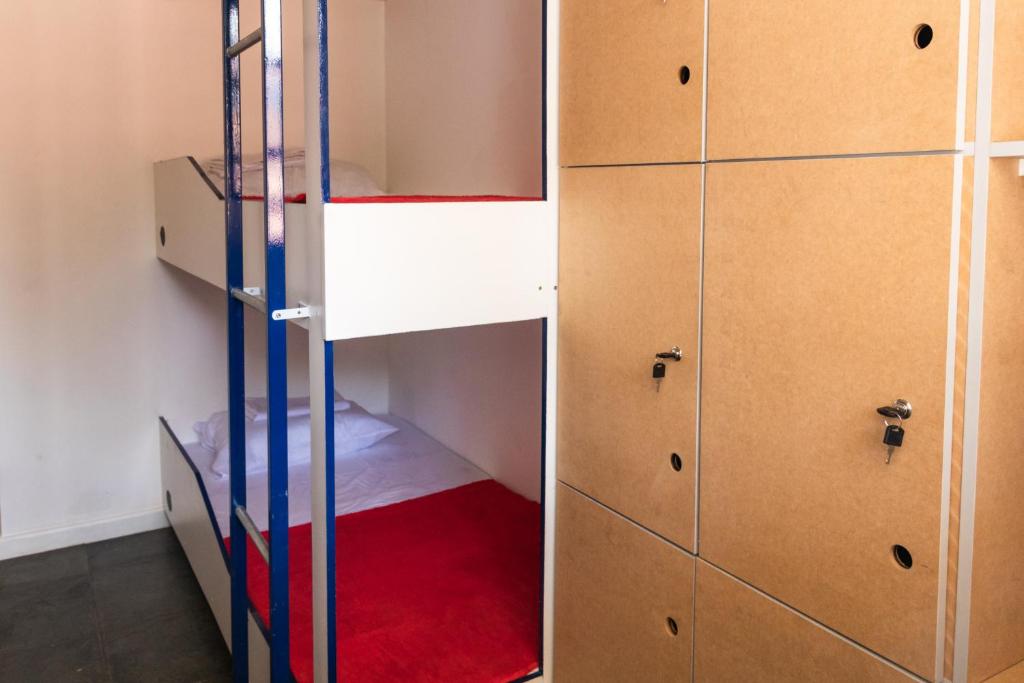  Eurotrip Hostel