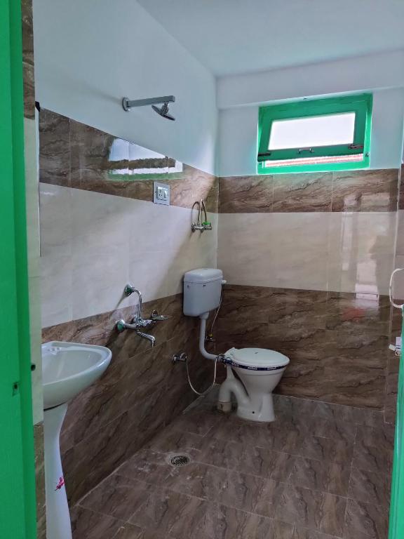 Koupelna v ubytování Safar Hostel Manali