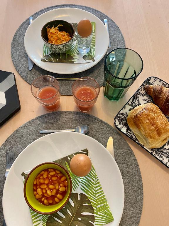 NOUVEAU - Jungle Montpeul - Clim - Wifi fibre - Netflix - 5' du centre et gare - Parking - Loggia - 15' des plages - 11