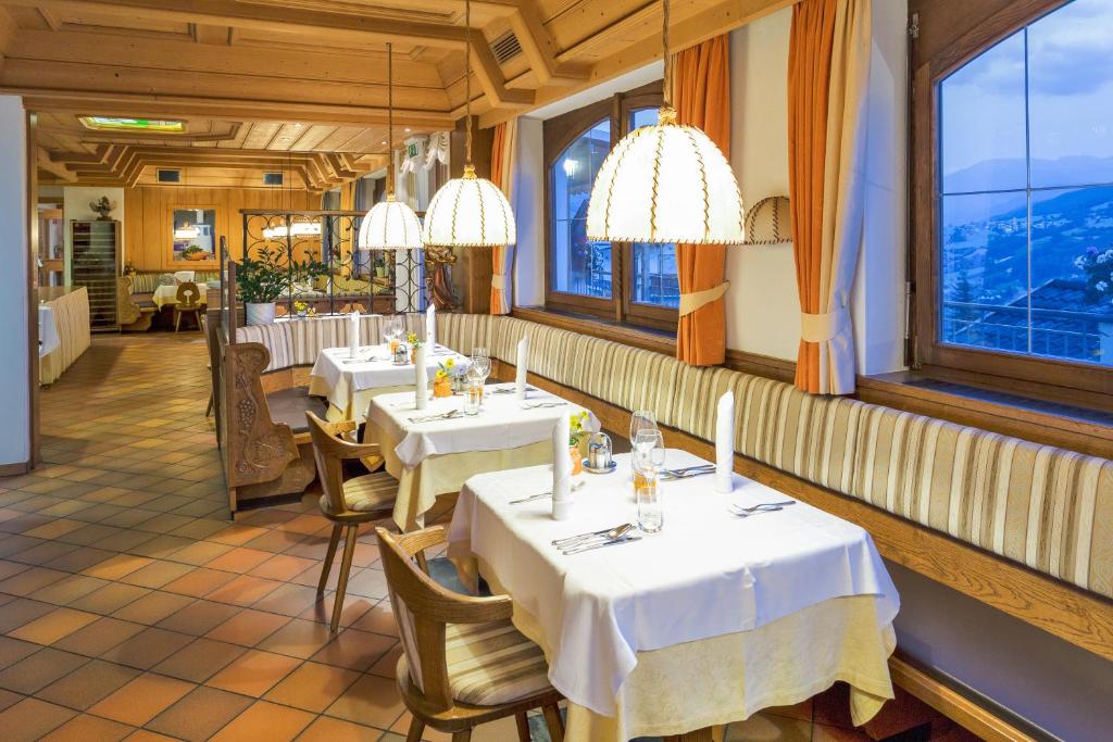 Restaurace v ubytování Hotel Haus an der Luck