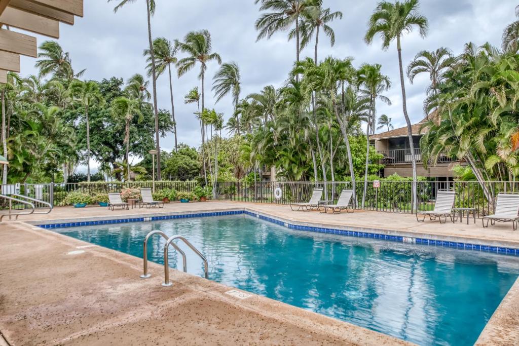 Bazén v ubytování Maui Sands 2A nebo v jeho okolí