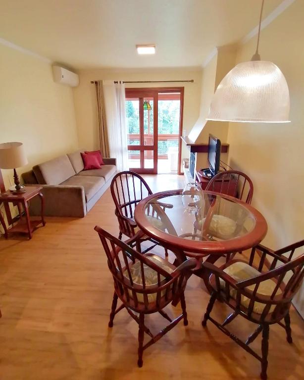 Apartamento silencioso bem no centro de Gramado  Apartamento silencioso bem no centro de Gramado