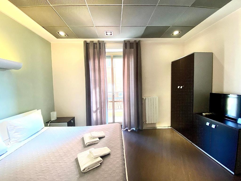 Gemini Guest House - Double Room With Balcony