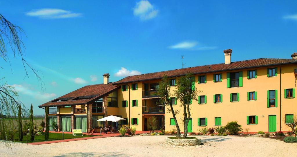 Gallery image of Il Milione Country Hotel in Palazzolo dello Stella