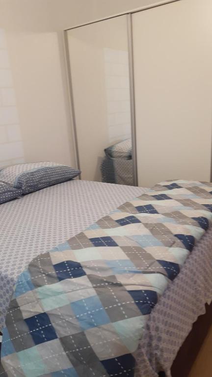  Apartamento inteiro com Wifi novo