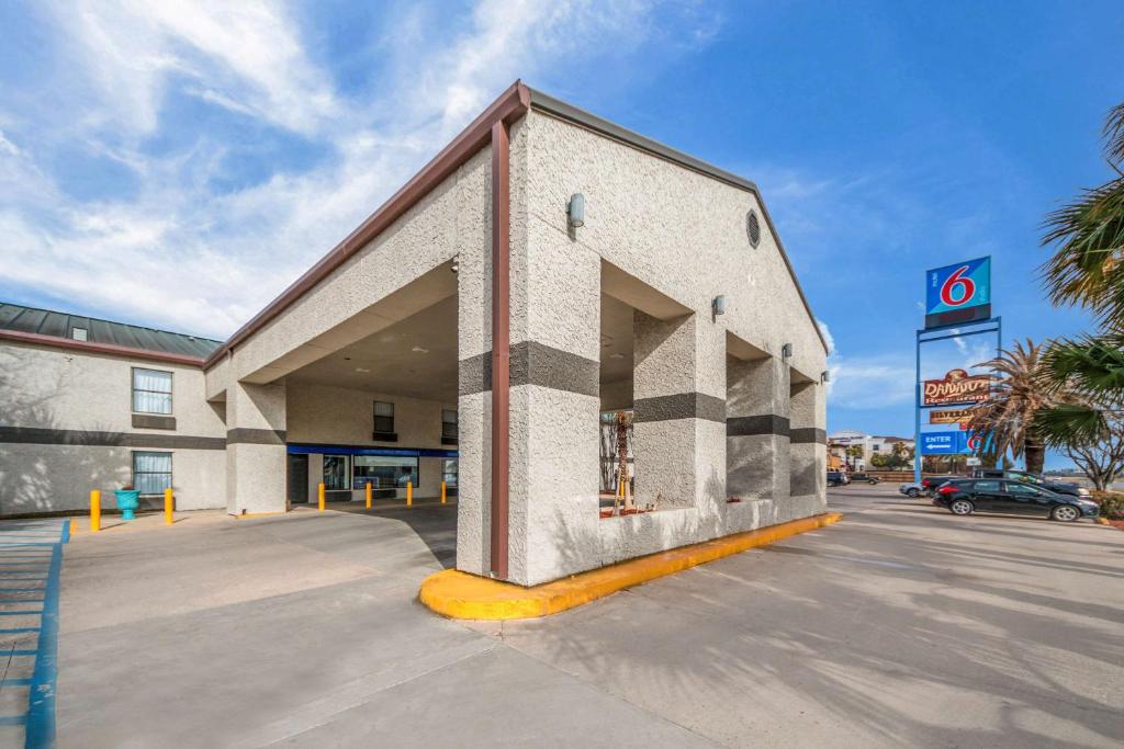 Motel 6-Laredo, TX - North I-35, Laredo – Updated 2024 Prices