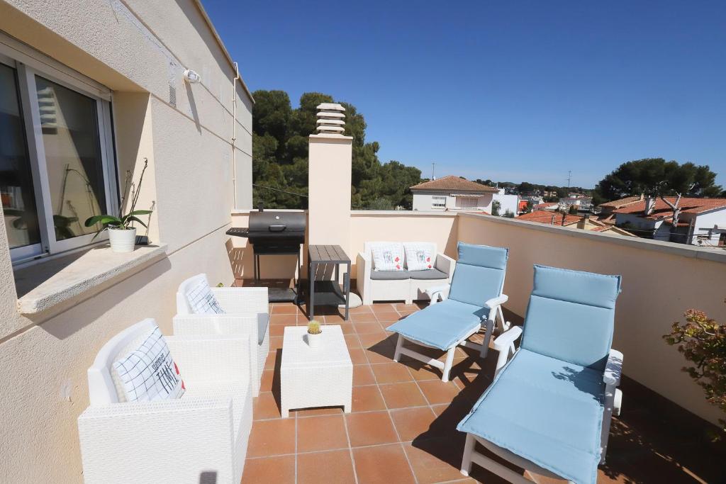 Dino Beach, apartment, Segur de Calafell, Spain - Booking.com