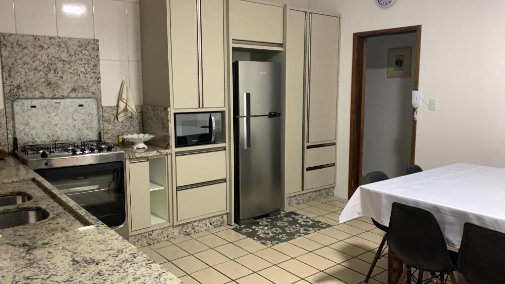  Casa em condomínio fechado - Praia dos Ingleses