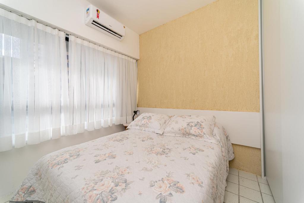  MRC605 Excellent flat in the best location on the beach of Boa Viagem.